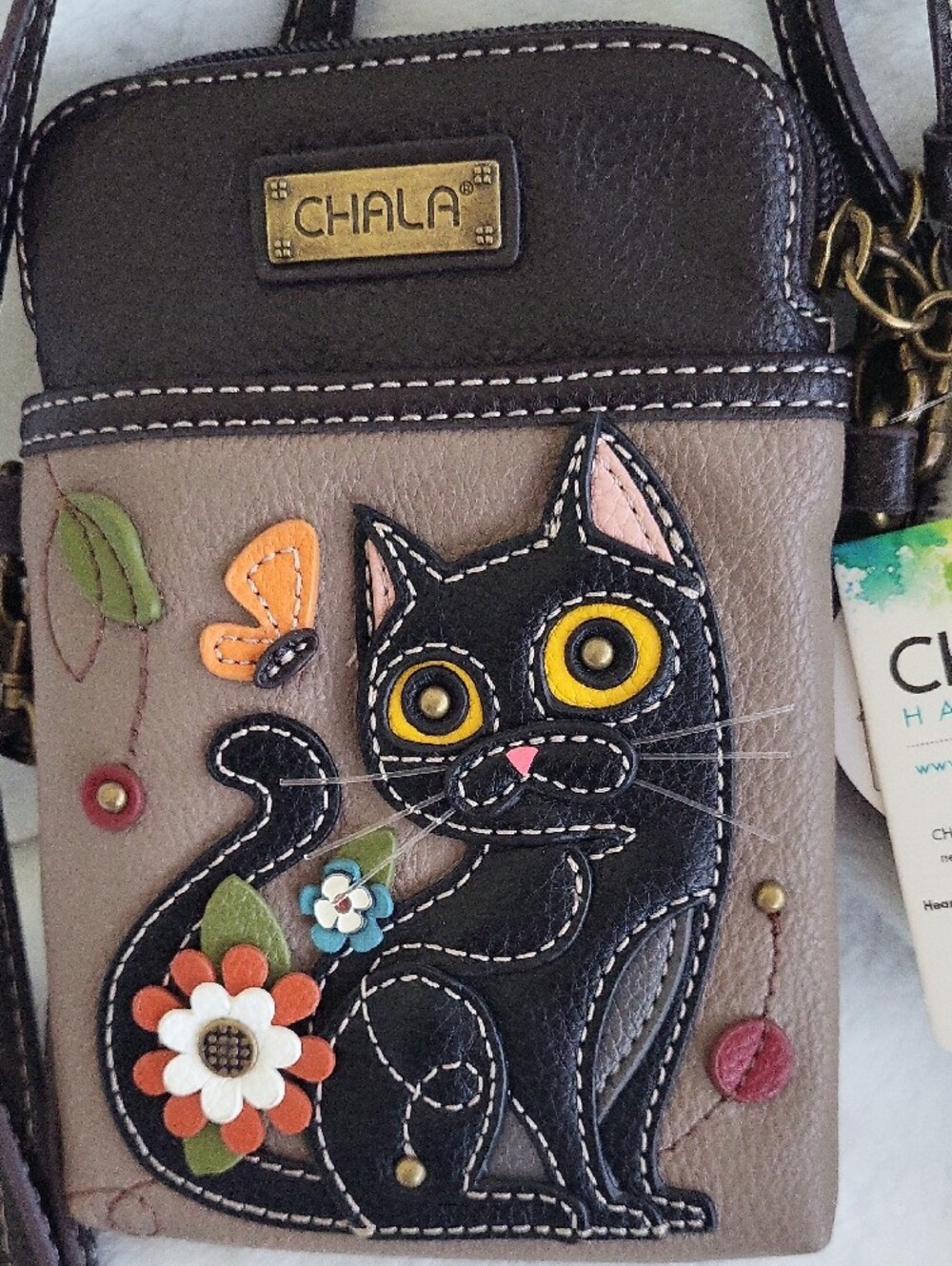 Chala Taupe Crossbody Phone Bag with Black Cat Appliqué NWT - Picture 2 of 6